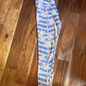 Lularoe Leggins - Tall and curvy kind